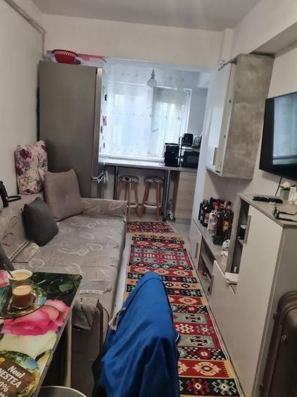 Apartament cu 2 camere semidecomandat în Balciu