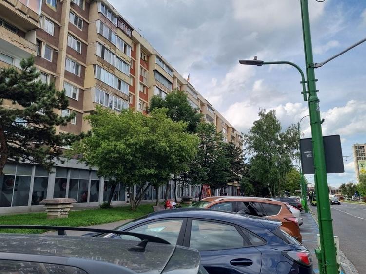 Apartament cu 2 camere semidecomandat în Ultracentral
