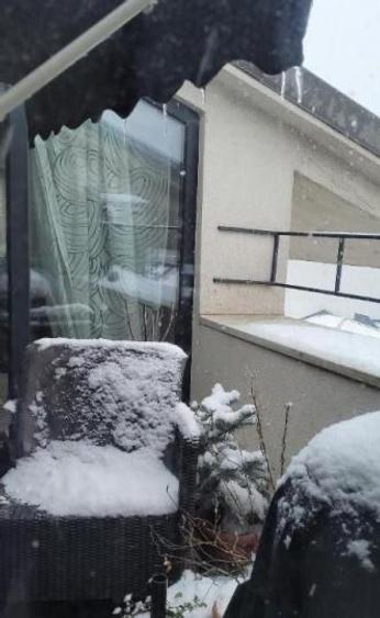 Apartament cu 4 camere semidecomandat în Unirii