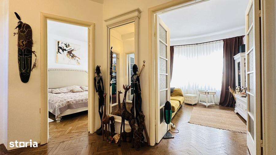 Apartament cu 3 camere decomandat, mobilat în Est