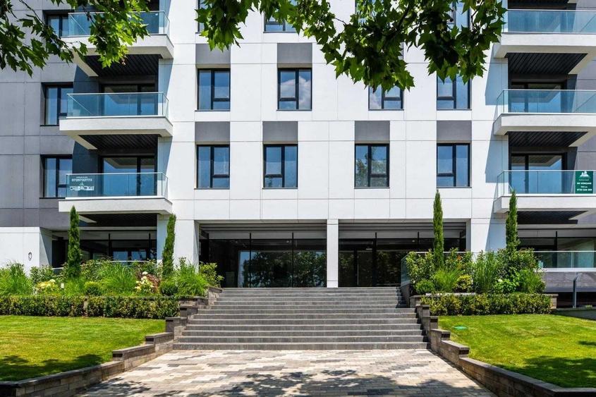 Apartament cu 2 camere decomandat în Băneasa
