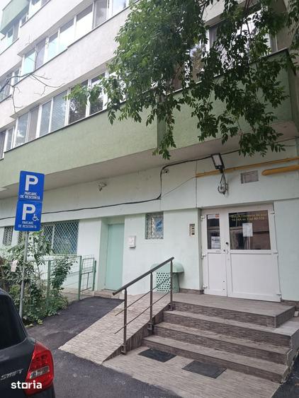 Apartament cu 3 camere în Grivița