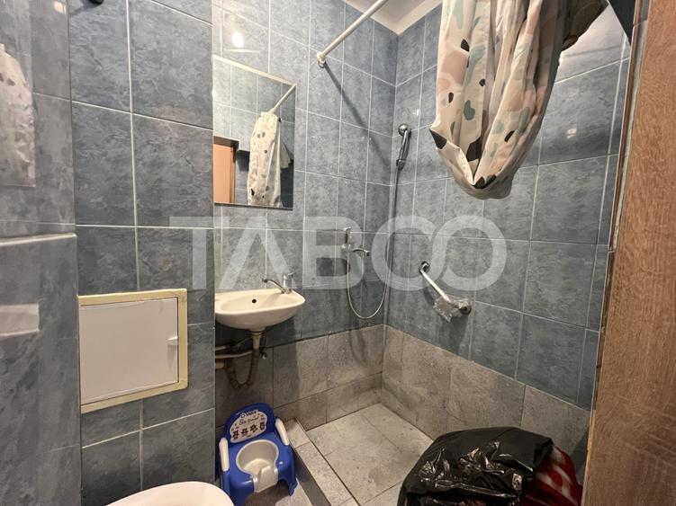 Apartament cu 2 camere semidecomandat, mobilat în Gheorgheni