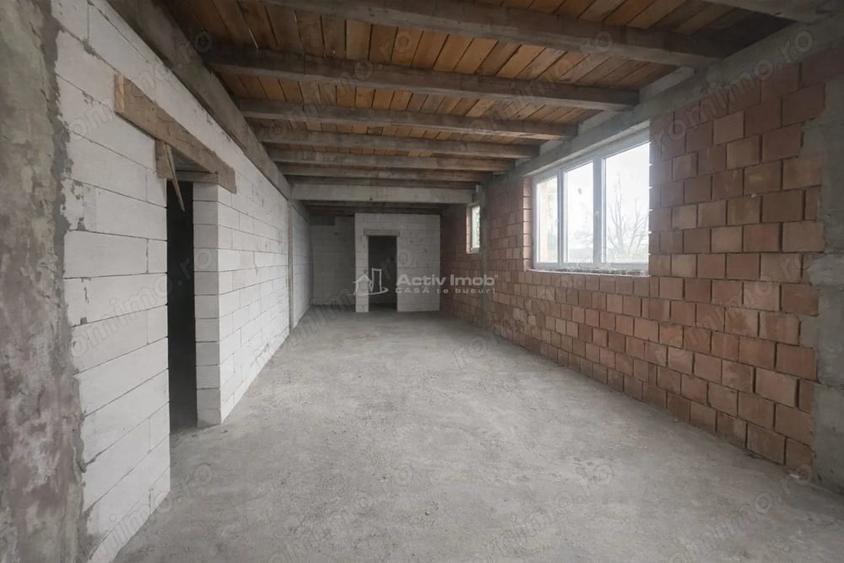 Spațiu comercial, de 836 mp, în Central