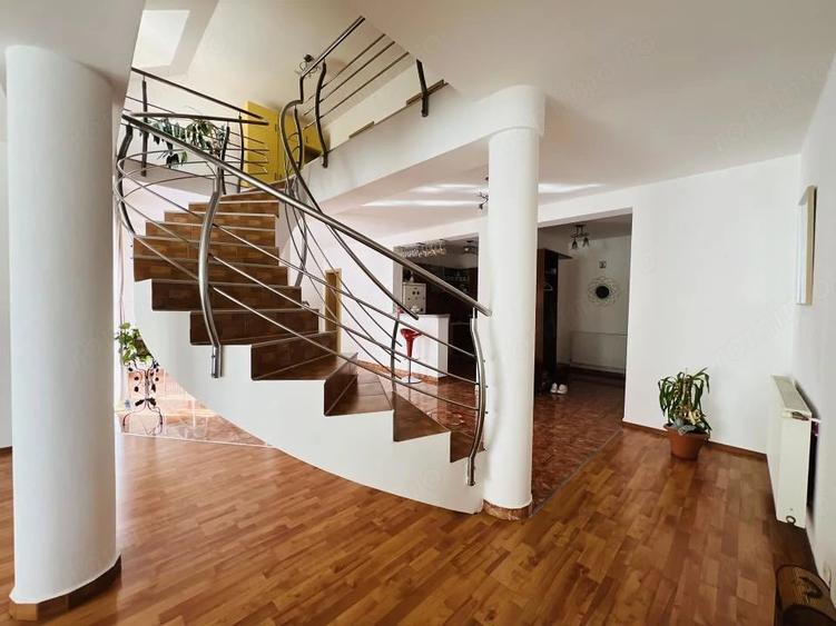 Casă cu 4 camere cu Teren 500 Mp în Mehala