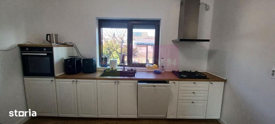 Casă cu 3 camere cu Teren 450 Mp în Săbăreni