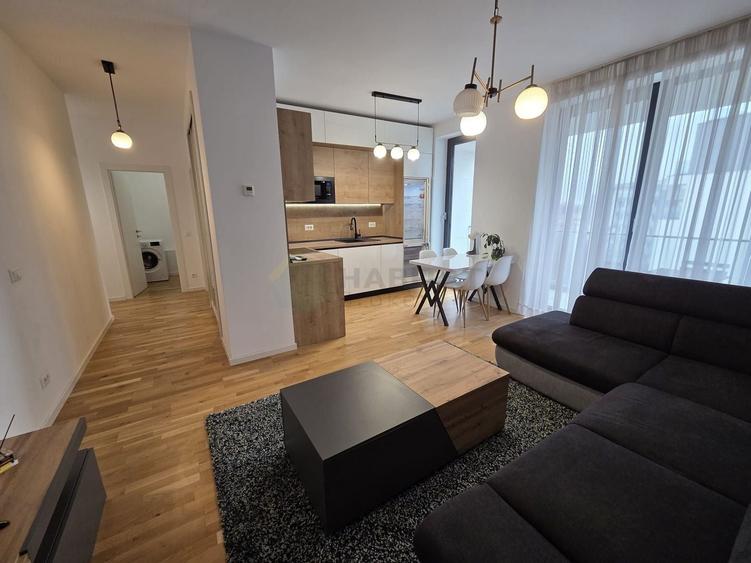 Apartament cu 2 camere, mobilat în Băneasa