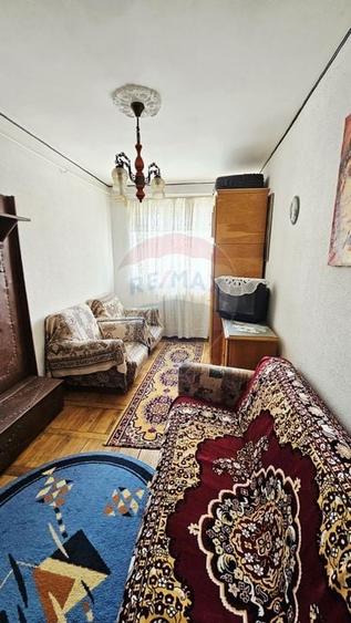 Apartament cu 4 camere decomandat, mobilat în Mărăței