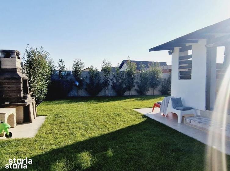 Casă cu 4 camere cu Teren 500 Mp în Sântandrei