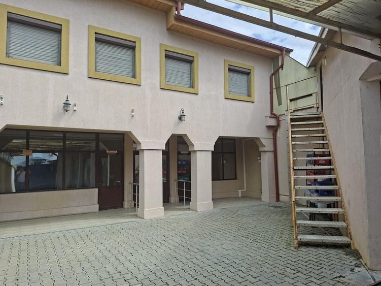 Spațiu comercial, de 410 mp, în Central