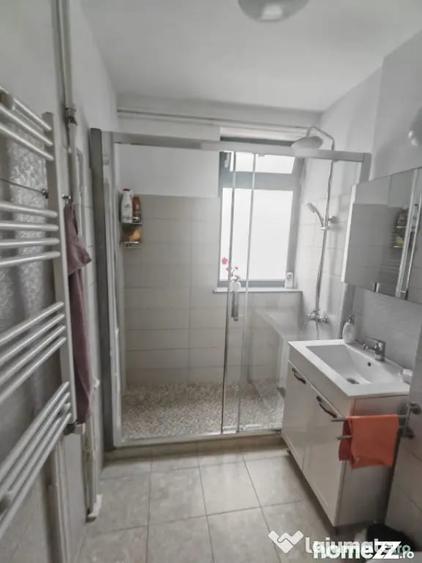 Apartament cu 2 camere semidecomandat în Ultracentral