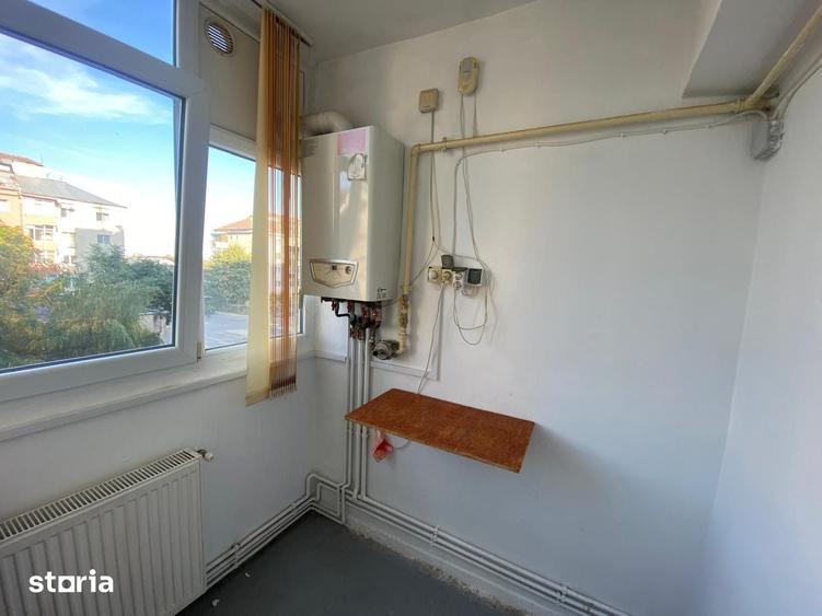 Garsonieră decomandată în Central