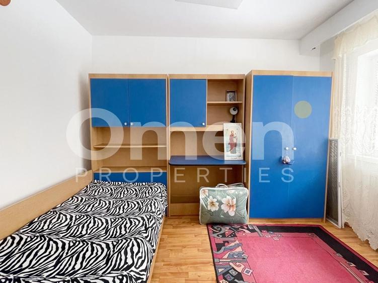 Apartament cu 3 camere decomandat, mobilat în Hotvon