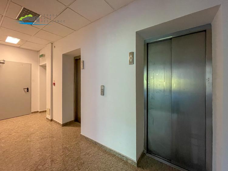 Birou, de 1,150 mp, în Calea Călărașilor