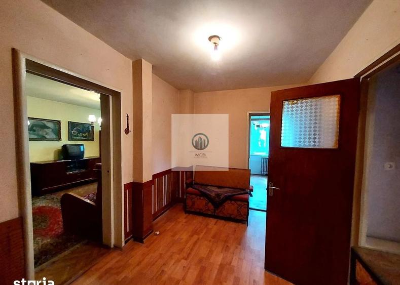 Apartament cu 3 camere în Titu Maiorescu