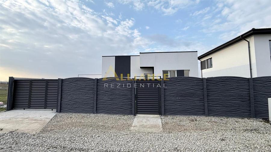 Casă individuală cu 3 camere cu Teren 322 Mp în Berceni