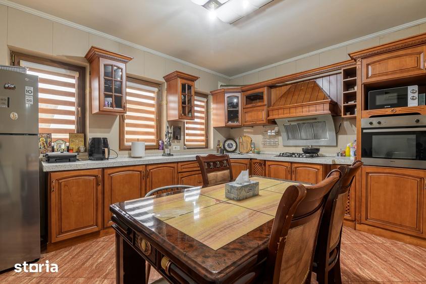Vila spa?ioasa cu 306 mp utili | Sector 3 - Pallady | 9 camere |4 Bai - 10