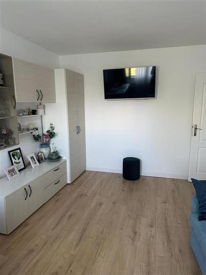 Apartament cu 2 camere semidecomandat în Decebal