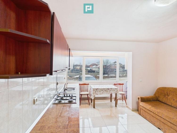 Apartament cu 3 camere decomandat în Exterior Nord