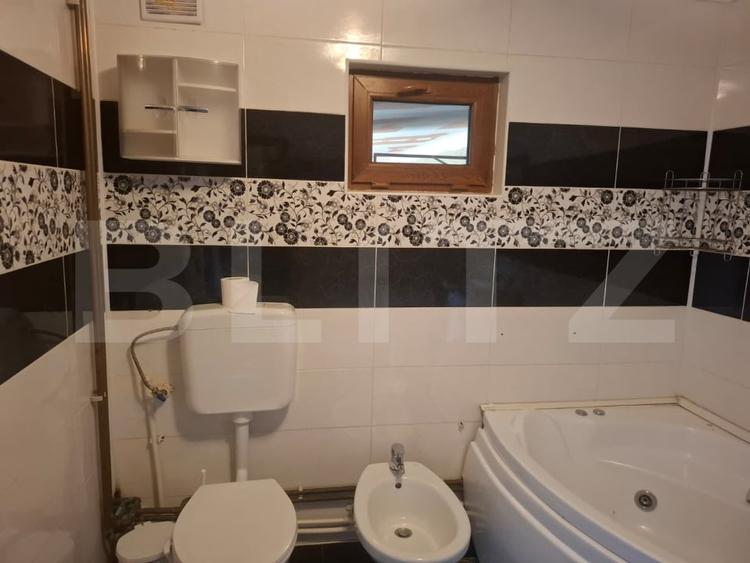 Casă individuală cu 6 camere cu Canalizare în Prepeliac