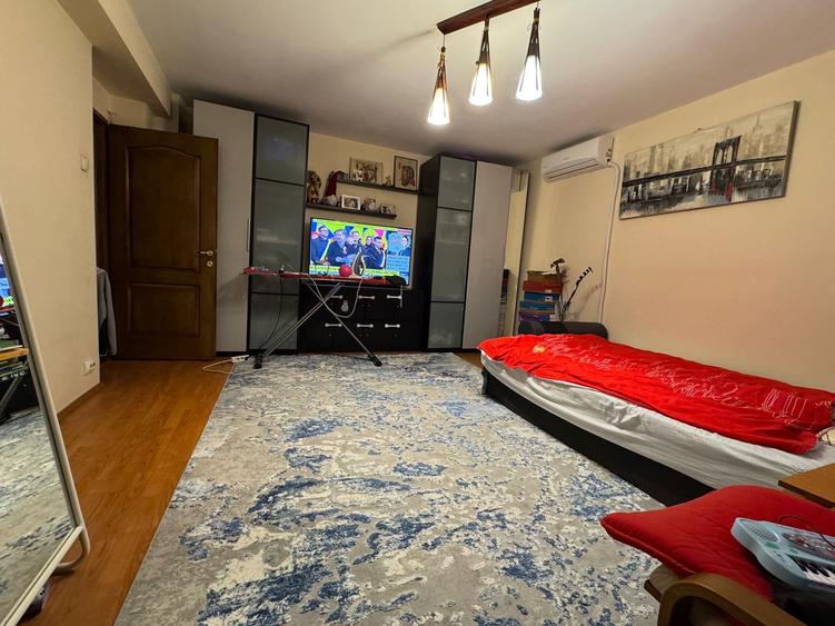 Apartament cu 2 camere decomandat, mobilat în Tineretului