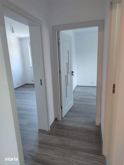 Apartament cu 3 camere în Drumul Taberei