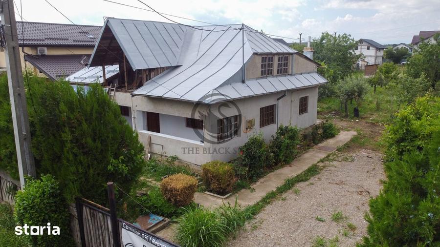 Casă cu 3 camere decomandat cu Teren 1178 Mp în Târgșoru Vechi