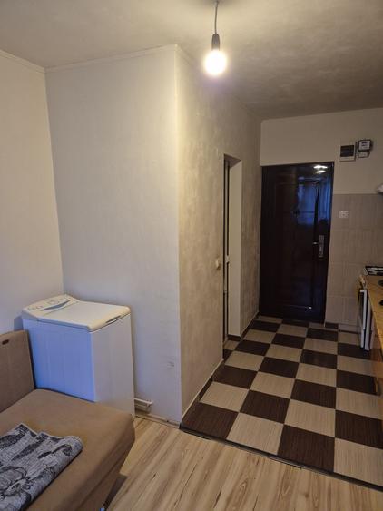 Garsonieră semidecomandată în Lazaret