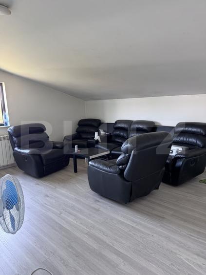 Casă individuală cu 5 camere cu Canalizare în Vest