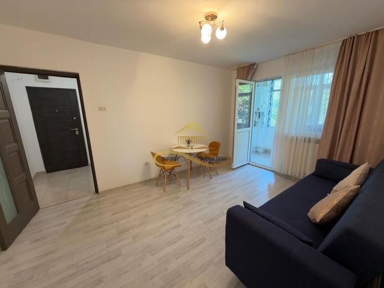 Apartament cu 2 camere semidecomandat în Milcov