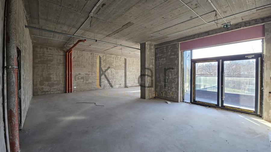 Spațiu comercial, de 118.45999908447 mp, în Sopor