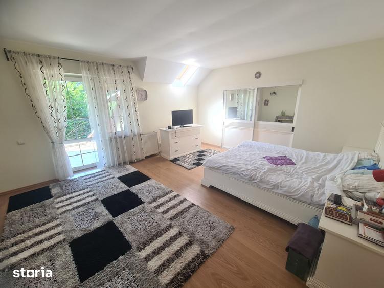 Casă cu 4 camere cu Teren 720 Mp în Gherăiești