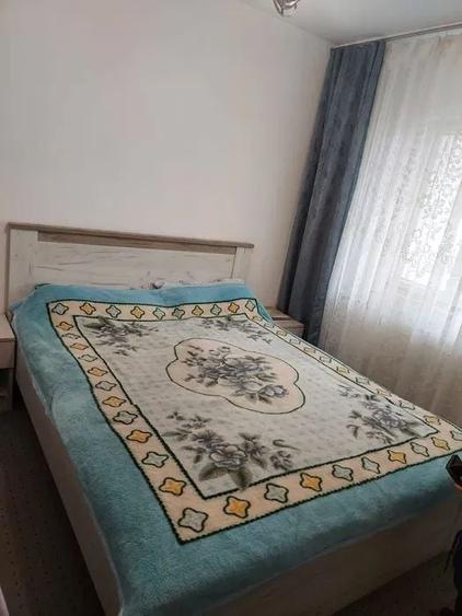 Apartament cu 2 camere decomandat, mobilat în Zorilor