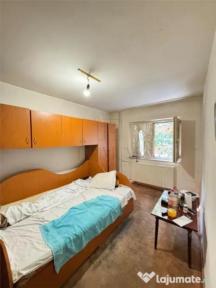 Apartament cu 2 camere semidecomandat în Simion Bărnuțiu