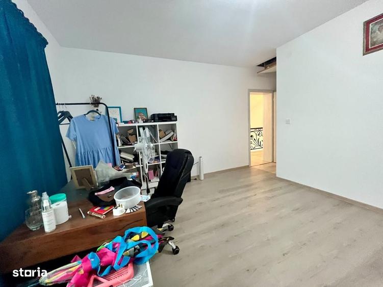 Casă cu 4 camere în Miroslava