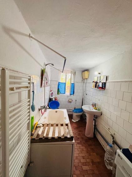 Casă individuală cu 3 camere cu Canalizare în Gării