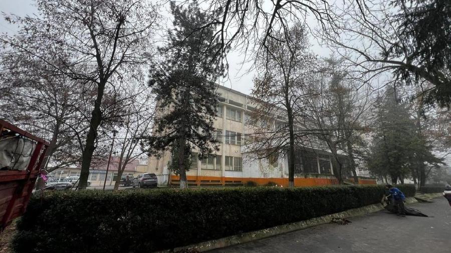 Spațiu comercial, de 1,806 mp, în Central