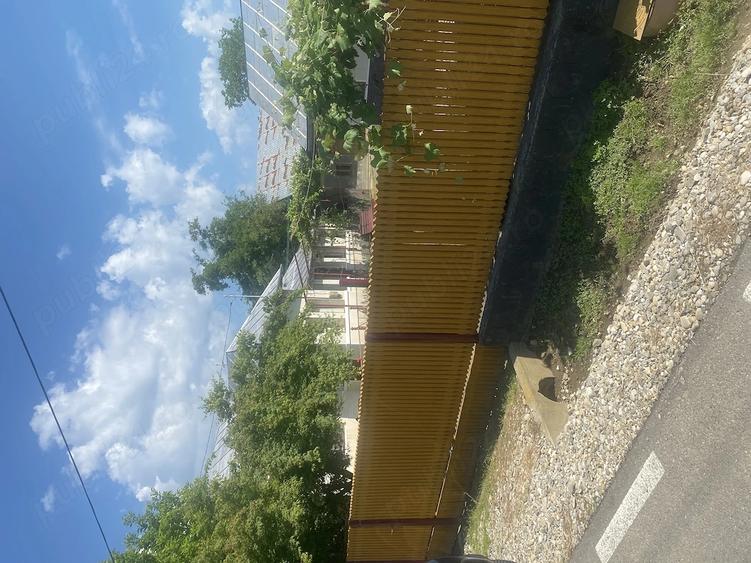 Casă cu Teren 1500 Mp în Ghirdoveni