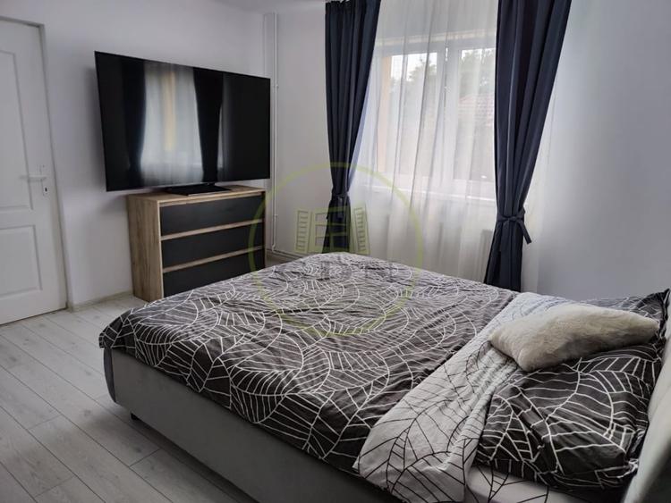 Casă individuală cu 5 camere cu Canalizare în Reghin
