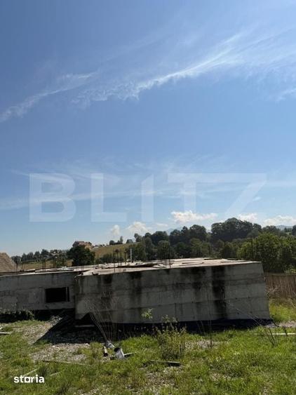 Casă cu Teren 1080 Mp în Tractorul