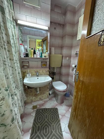 Apartament cu 4 camere semidecomandat în Lujerului
