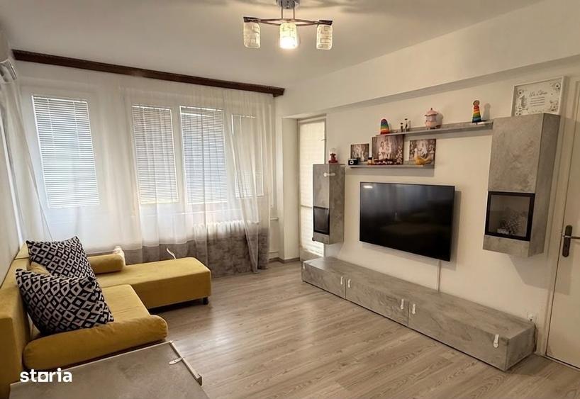 Apartament cu 2 camere semidecomandat în Iancului