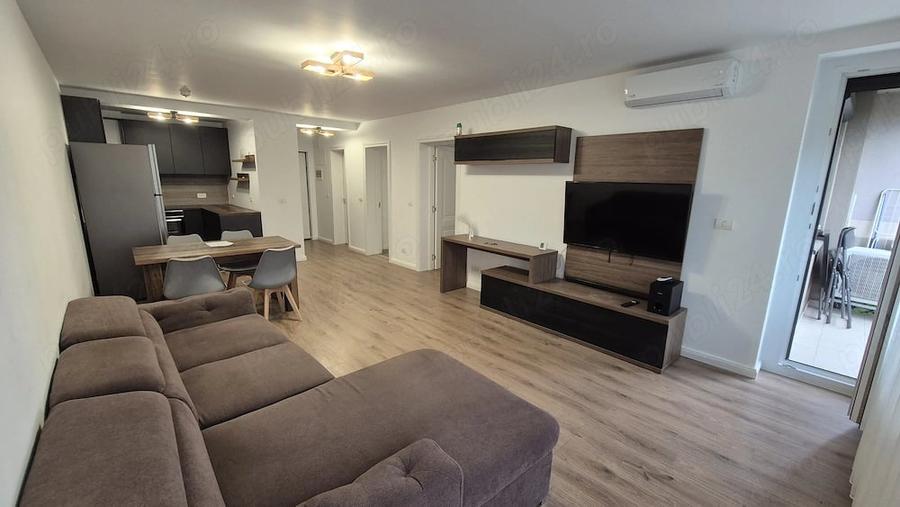 Apartament cu 2 camere semidecomandat în Nufărul