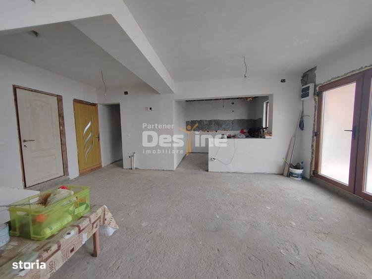 Casă cu 7 camere cu Teren 744 Mp în Filipeștii de Târg