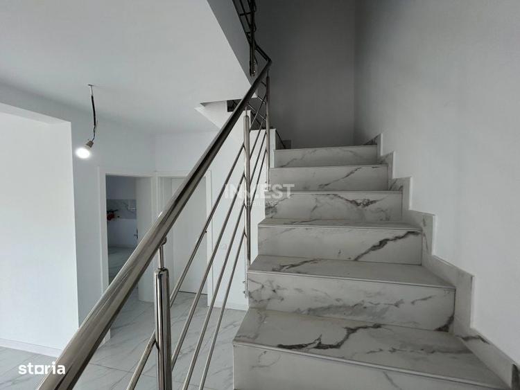 Casă cu 4 camere cu Teren 290 Mp în Bârnova