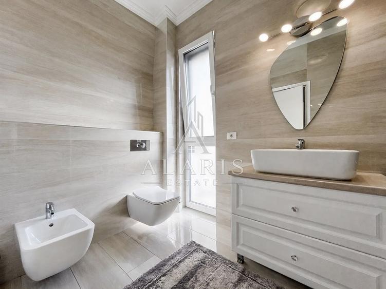 Apartament cu 4 camere semidecomandat, mobilat în Torontalului