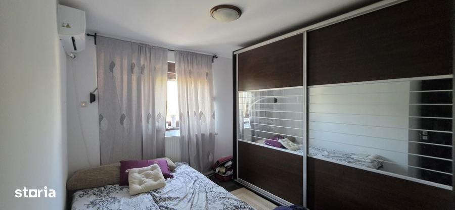 Casă cu 4 camere în Vest