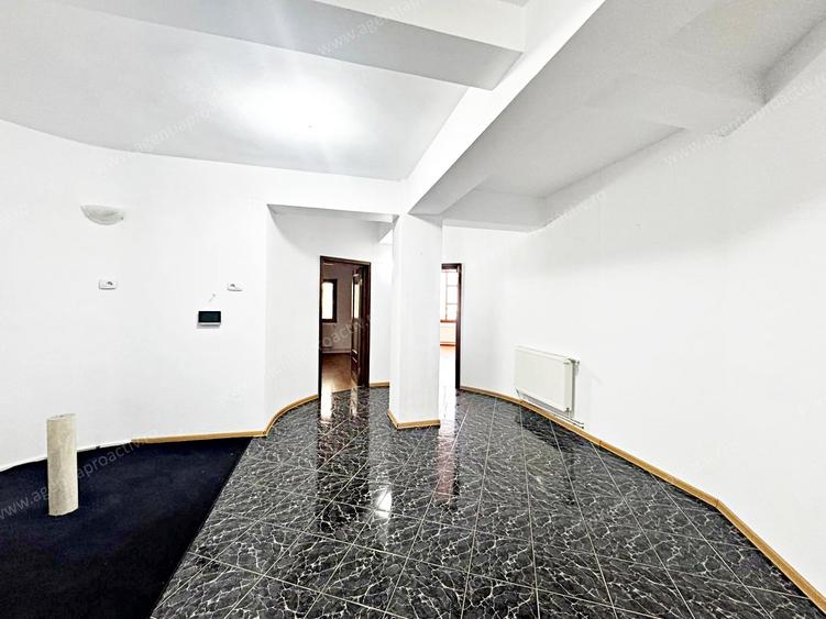 Spațiu comercial, de 120 mp, în Țiglina 1