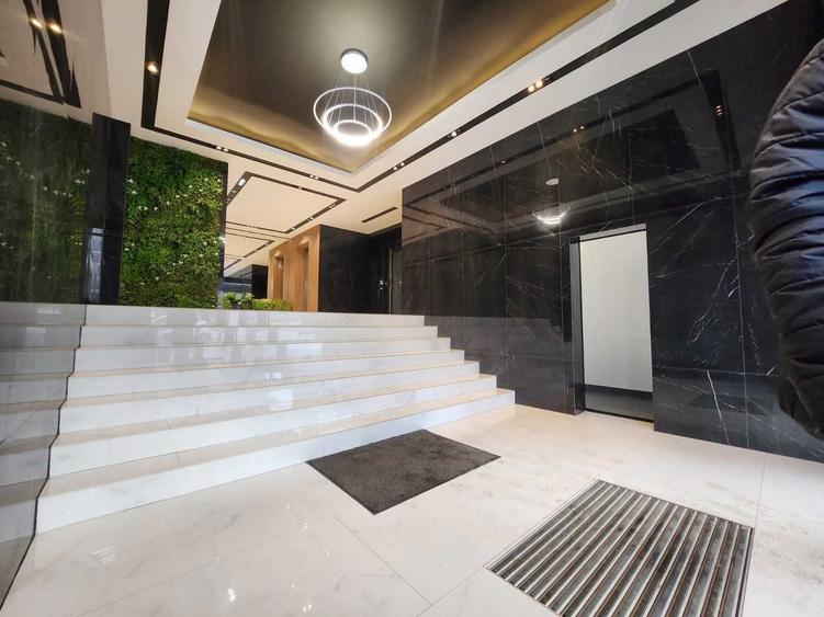 Apartament cu 2 camere decomandat în 13 Decembrie