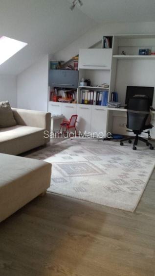 Apartament 3 camere, decomandat